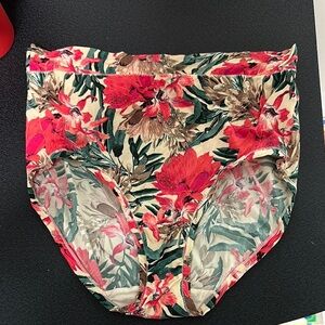 Cacique Red and Green Floral Panties soft Intimates